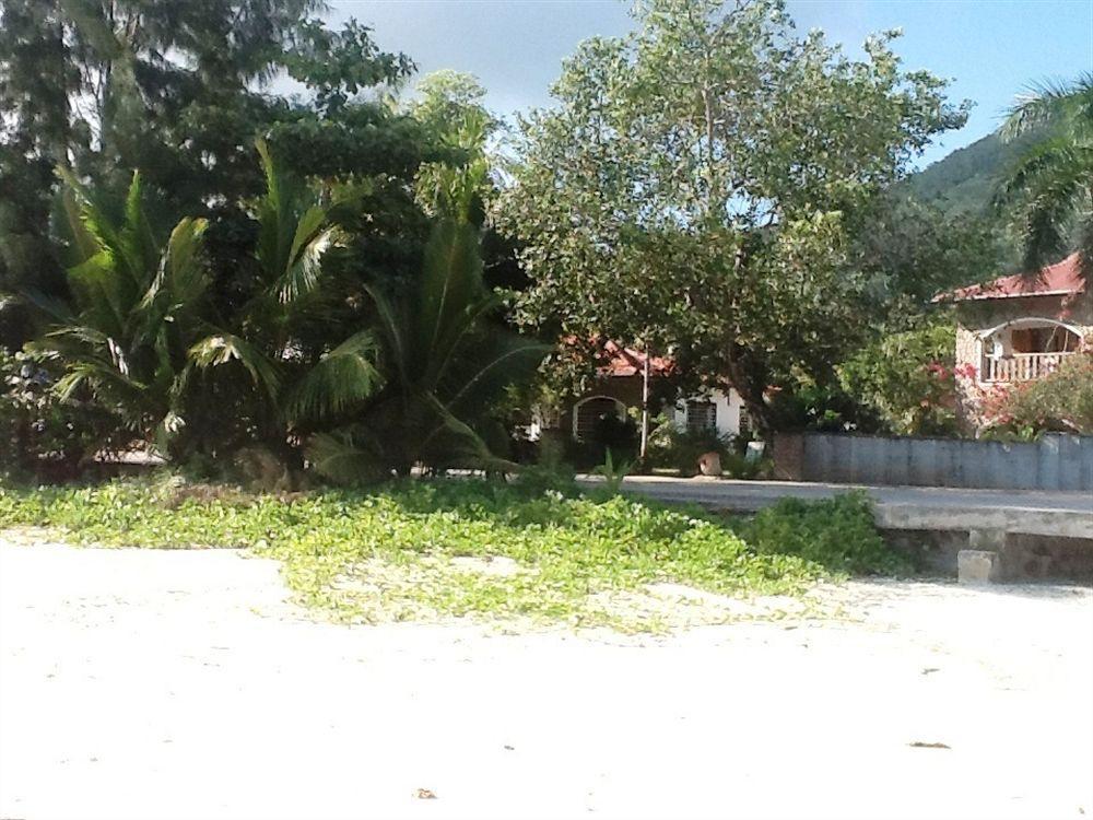 L'Hirondelle Guest House Anse Volbert Village  Exterior photo