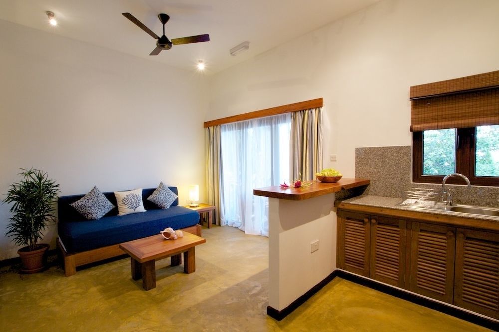 L'Hirondelle Guest House Anse Volbert Village  Exterior photo